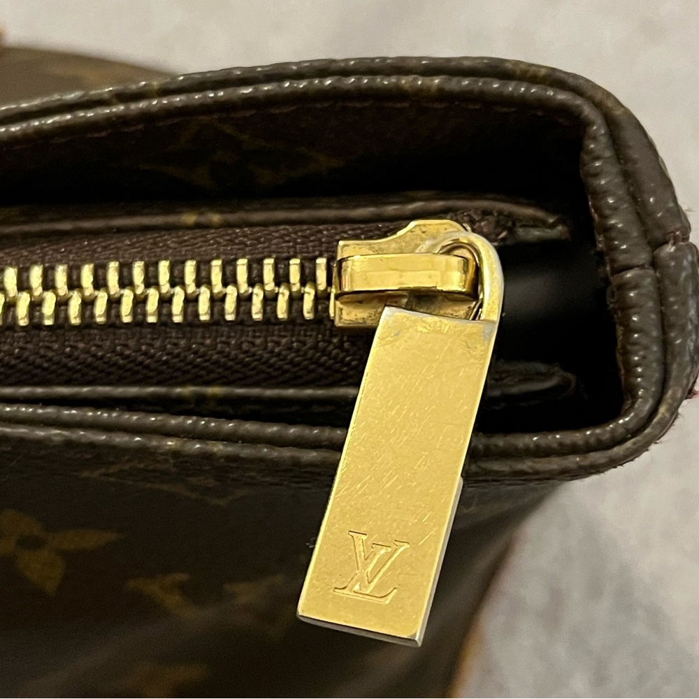 𝐋𝐨𝐮𝐢𝐬 𝐕𝐮𝐢𝐭𝐭𝐨𝐧 Monogram Canvas Classic Vintage Piano Tote - Picture 5 of 15